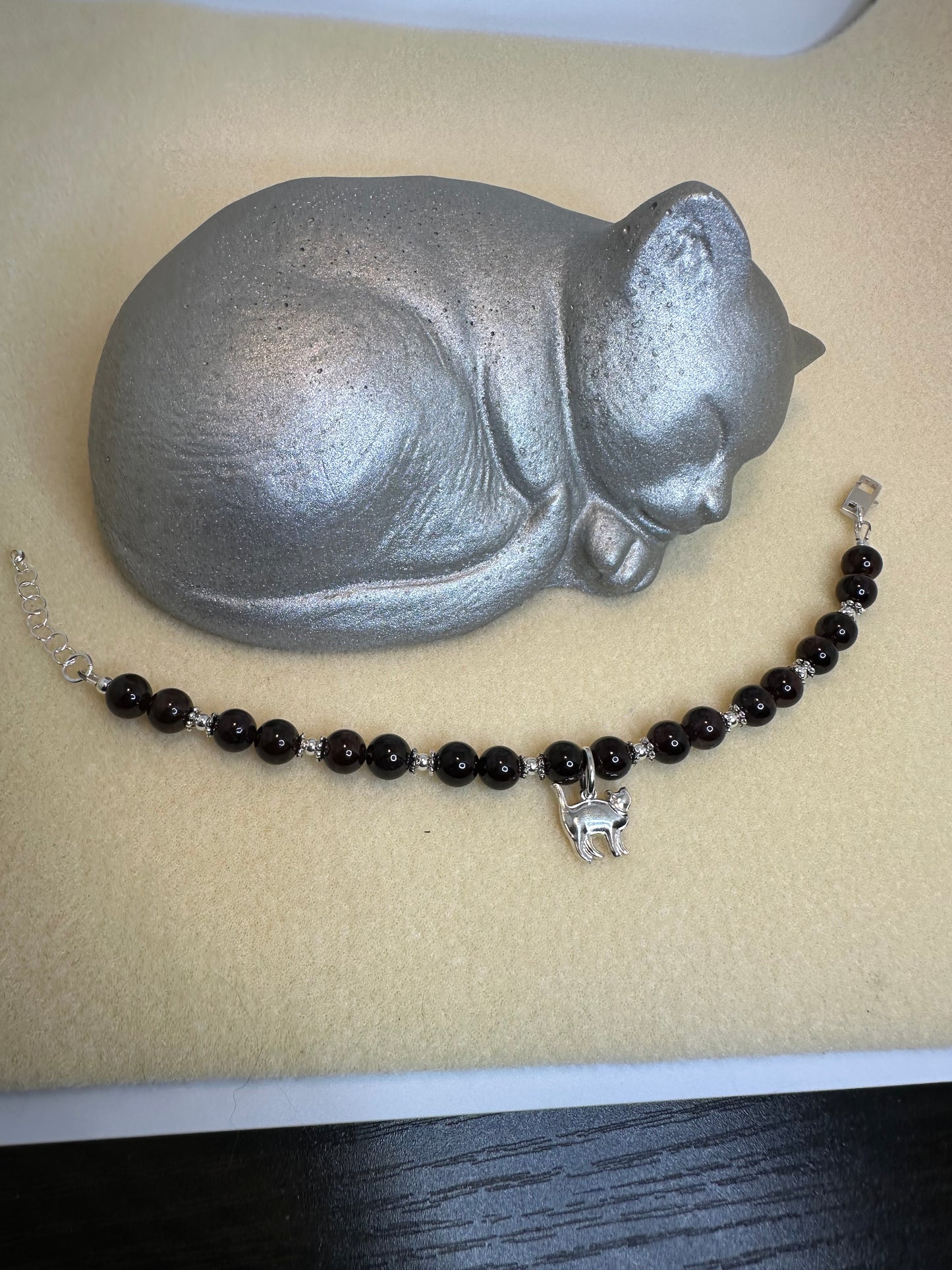 Lovely Garnet and Silver Gemstone Bracelet