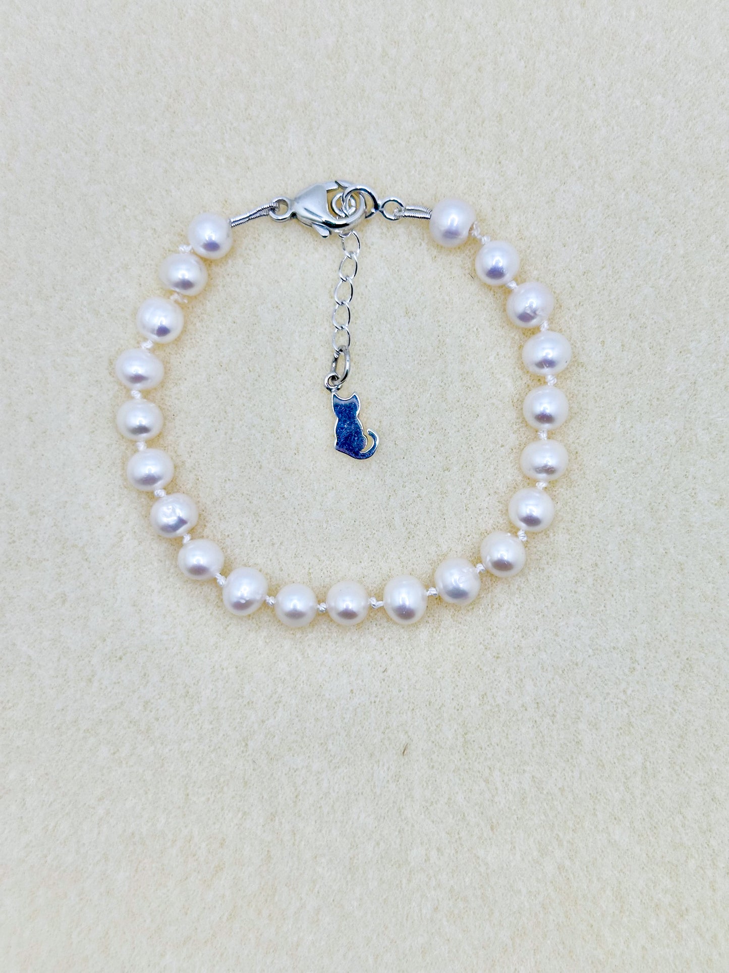 Cultured Freshwater Pearl Gemstone Bracelet